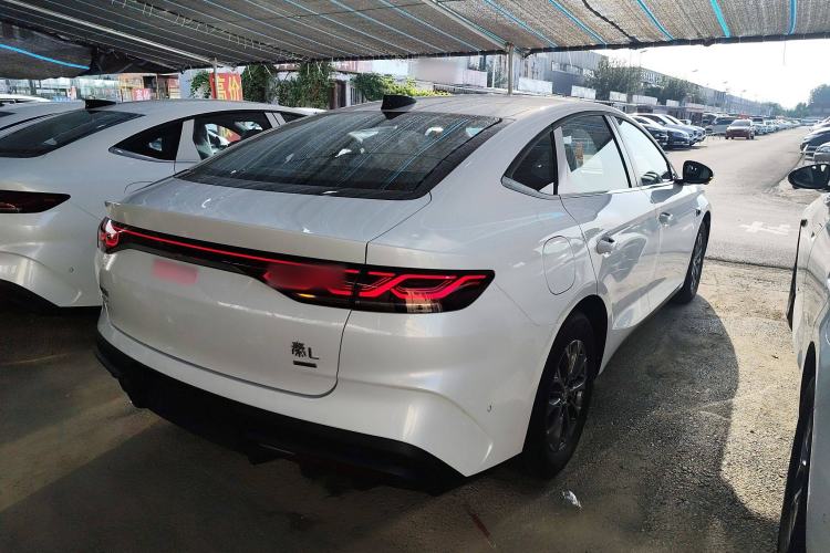 Used BYD Qin L 2025 DM-i Smart Drive 80KM Leading Model
