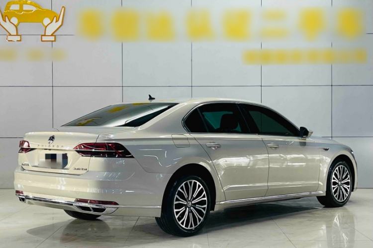 Used Volkswagen Phideon 2016 380TSI Two-Wheel-Drive Luxury Edition
