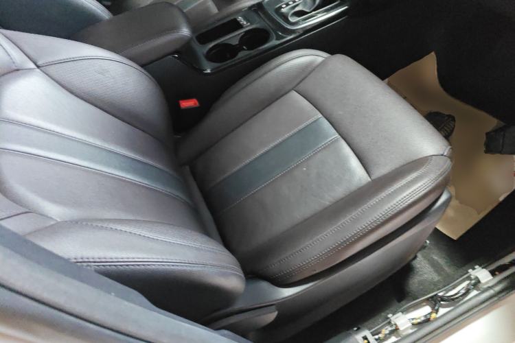 Used GAC Trumpchi GS4 2018 235T Automatic Two-Wheel Drive Luxury Smart Connectivity Millionth Anniversary Edition
