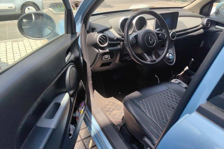 Used ORA Black Cat 2021 301 km Basic Version
