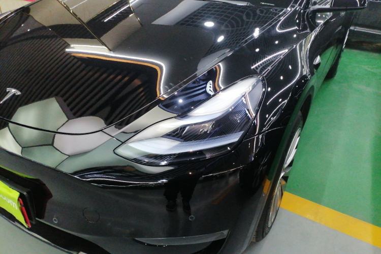 Used Tesla Model Y 2023 Long-Range All-Wheel-Drive Version
