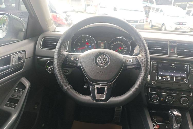 Used Volkswagen Sagitar 2018 280TSI DSG Luxury Model
