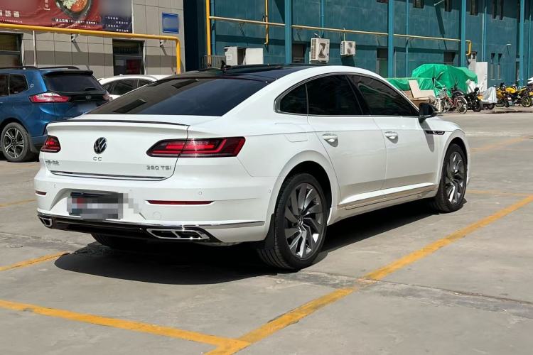 Used Volkswagen FAW-Volkswagen CC 2023 380TSI Striking Edition
