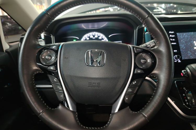 Used Honda Elysion 2019 2.0L Hybrid Luxury Edition
