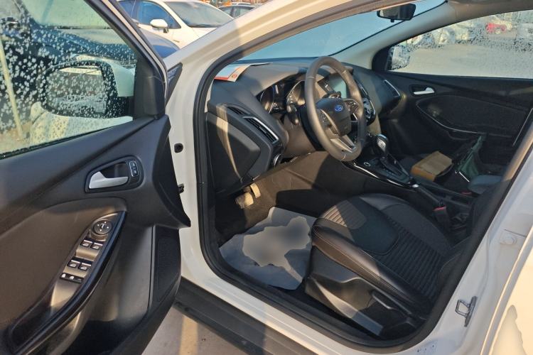 Used Ford Focus 2015 Sedan 1.6L Automatic Trend Model