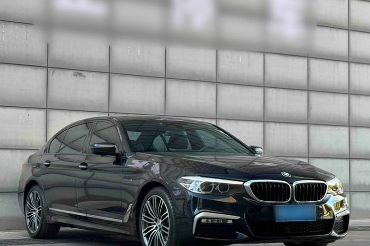 Used BMW 5 Series 2018 Restyled 530Li Leading Edition M Sport Package
