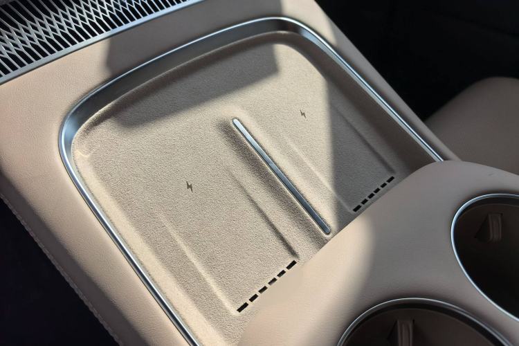 Used XPeng X9 2025 650 Long-Range Max
