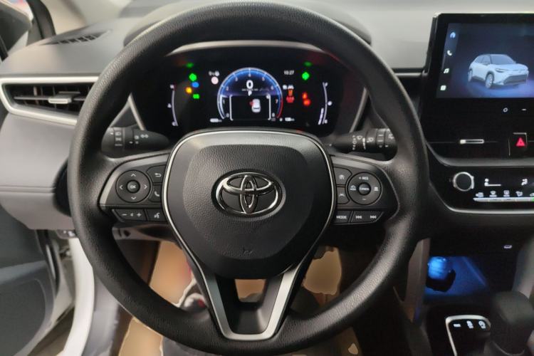 Used Toyota FRONTLANDER 2023 2.0L CVT Luxury Edition