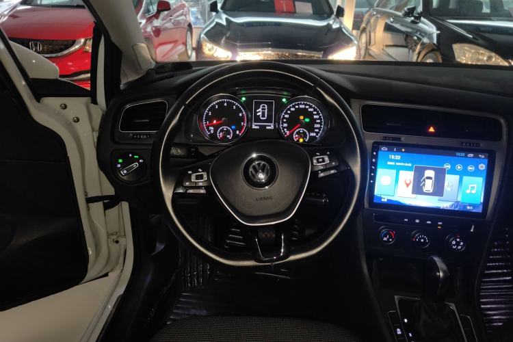 Used Volkswagen Golf 2018 230TSI Automatic Comfort Model