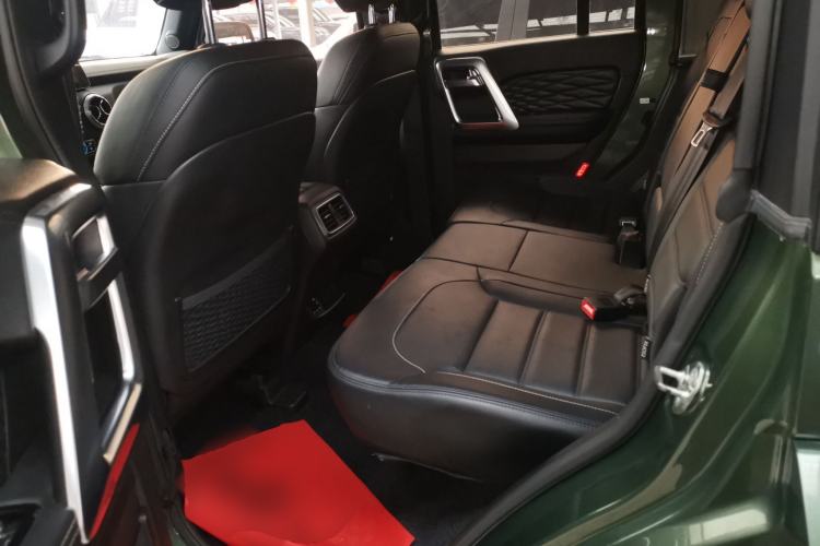 Used Beijing Auto BJ40 2018 PLUS 2.3T Automatic Four-Wheel Drive Flagship Version China V Emission Standard
