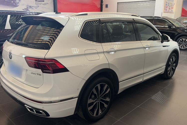 Used Volkswagen Tiguan L 2024 330TSI Automatic Two-Wheel Drive R-Line Enhanced Edition
