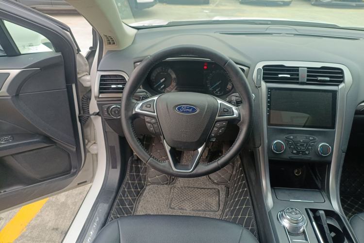 Used Ford Mondeo 2018 EcoBoost 180 Smart Control Fashion Model China VI Standard