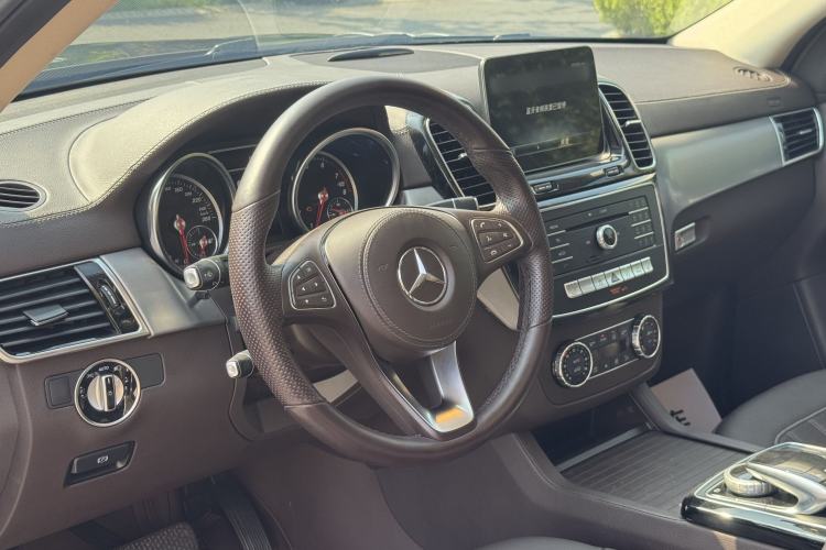 Used Mercedes-Benz GLS 2018 Facelift GLS 320 4MATIC
