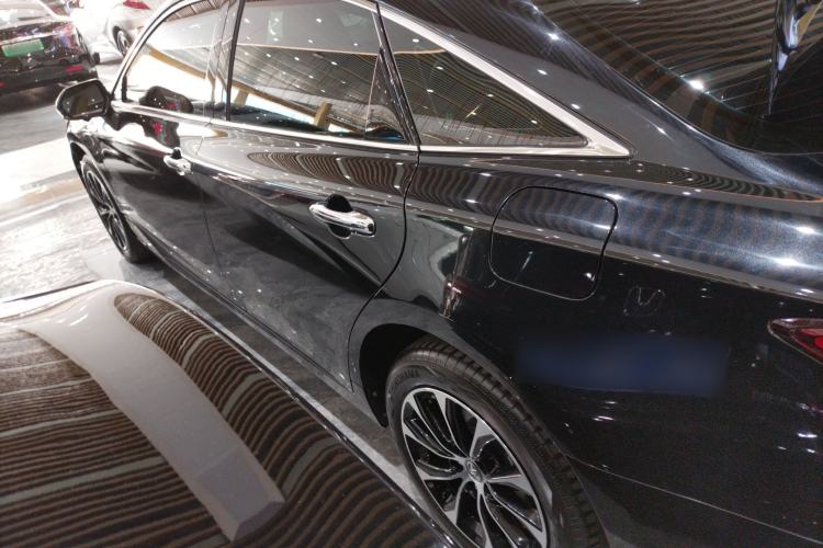 Used Toyota Avalon 2022 Dual-Engine 2.5L Luxury Edition