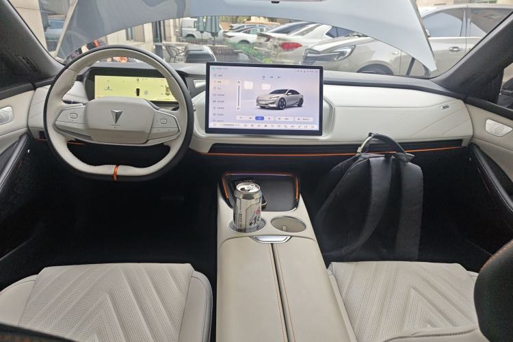 Used  SL03 2024 530 Business Edition
