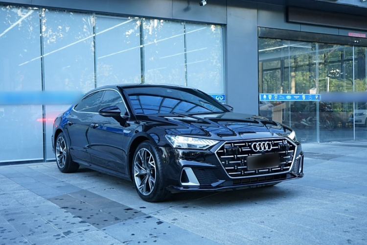 Used Audi A7L 2024 45TFSI S-line Dream-Building Edition Flow Crystal Package
