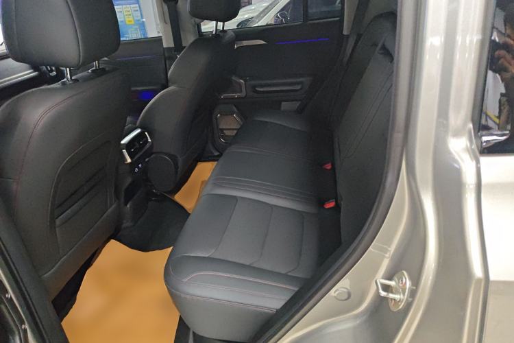 Used JETOUR Traveler 2023 2.0T All-Wheel-Drive CrossPRO
