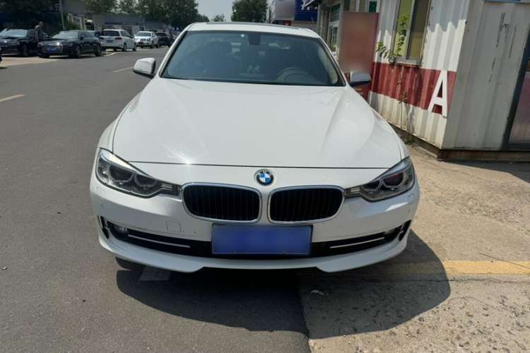 Used BMW 3 Series 2013 320Li Fashion Model
