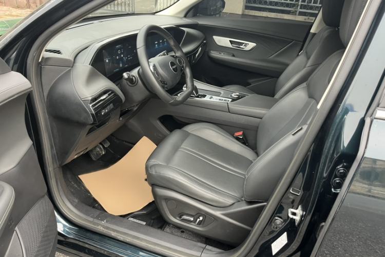 Used Dongfeng Aeolus Huge 2022 Mach Dual-Motor 1.5T MHD Dare-to-Dream Edition