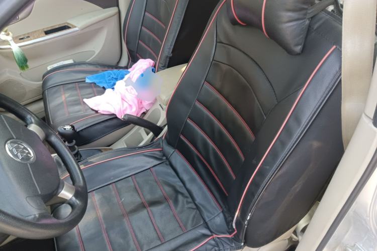 Used Buick Excelle 2015 1.5L Manual Classic Trim
