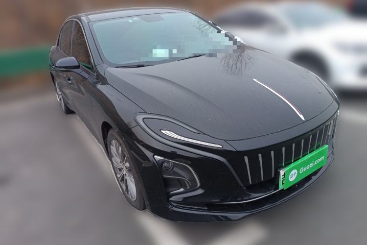 Used Hongqi E-QM5 2022 431 km Charge & Enjoy Edition
