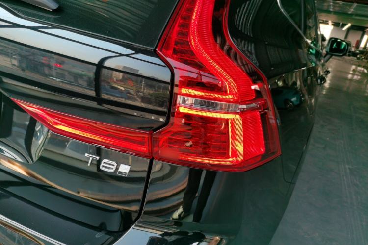 Used Volvo XC60 New Energy 2025 Plug-in Hybrid Long-Range All-Wheel Drive Smart Luxury Edition
