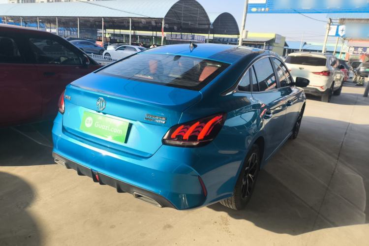 Used MG 5 2021 180 DVVT CVT Youth Luxury Edition
