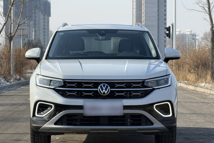 Used Volkswagen Tayron 2023 300TSI Two-Wheel-Drive Luxury Plus Advanced Edition
