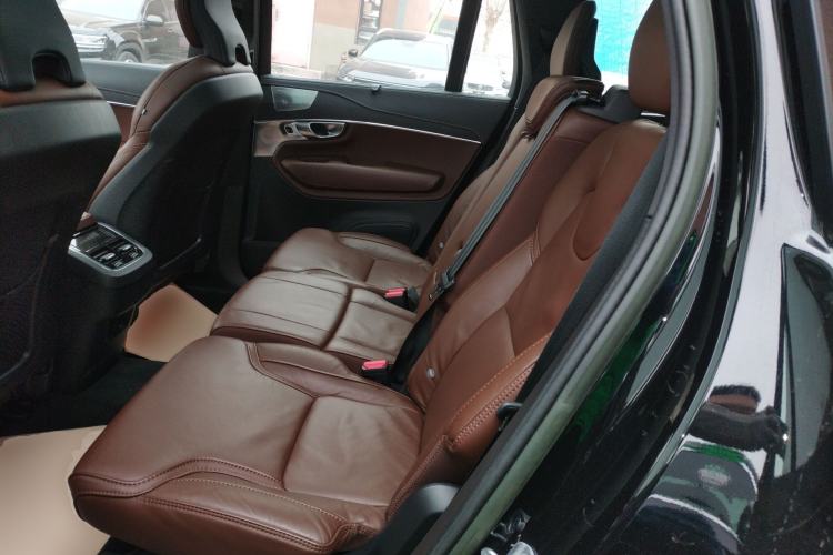 Used Volvo XC90 2023 B6 Zhiya Luxury 7-Seater
