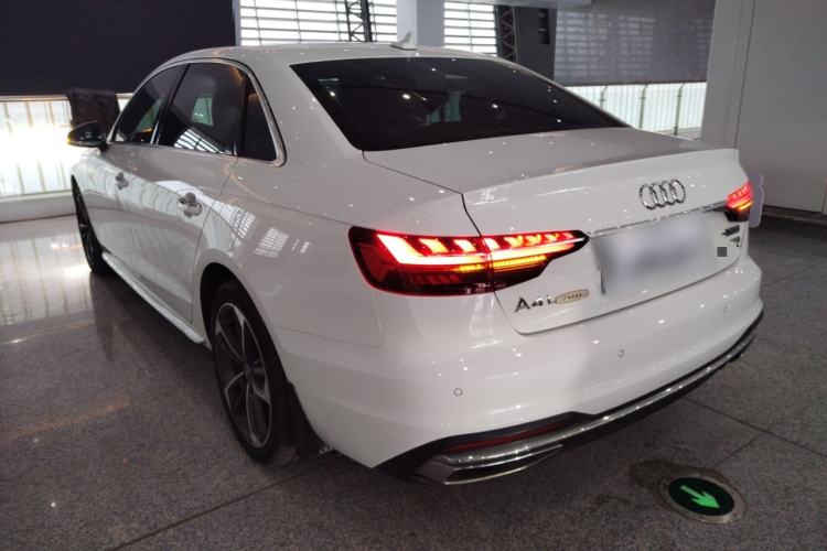 Used Audi A4L 2020 40 TFSI Fashionable and Elegant Model