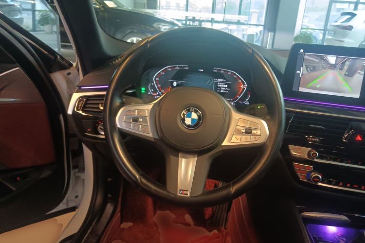 Used BMW 5 Series 2022 Second Facelift 525Li M Sport Package
