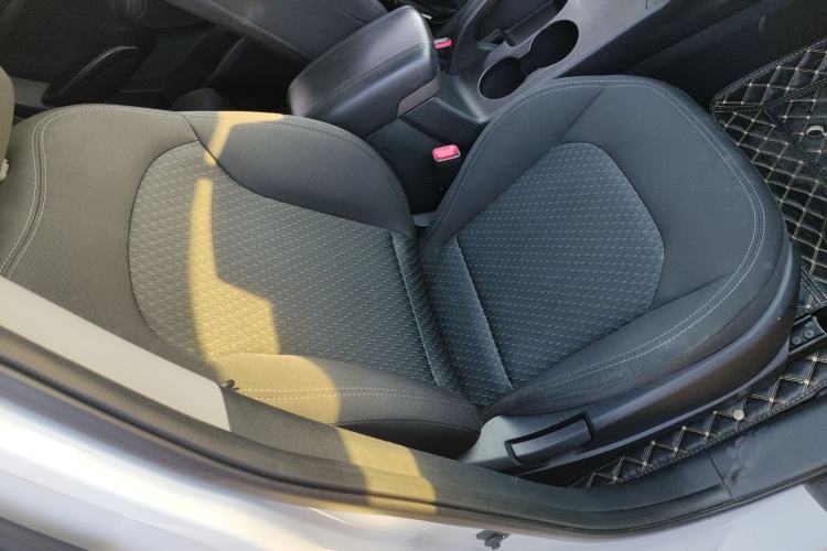 Used Hyundai ix35 2015 2.0L Automatic 2WD Comfort Edition China V Standard
