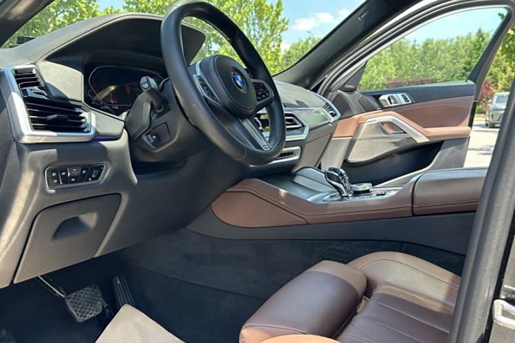 Used BMW X6 2021 xDrive40i M Sport Package
