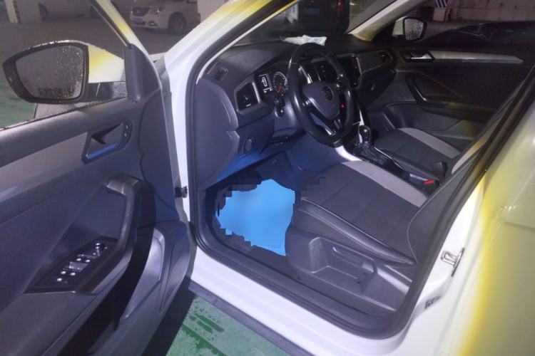 Used Volkswagen T-ROC 2022 280TSI DSG Two-Wheel Drive Elite PLUS
