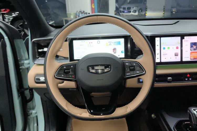 Used Geely Auto icon 2023 1.5TD Chocolate Smoothie Edition
