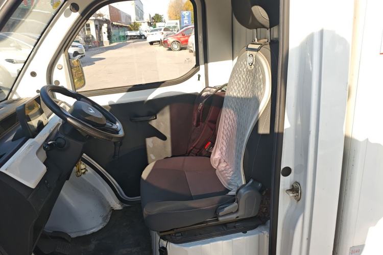 Used  D01 2023 Van Standard Version
