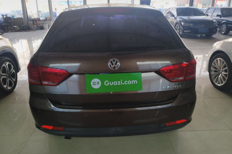 Used Volkswagen Lavida 2013 Revised Classic 1.6L Automatic Fashion Edition
