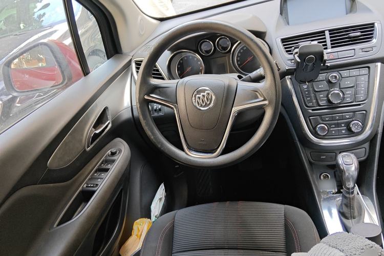 Used Buick Encore 2015 1.4T Automatic Two-Wheel Drive Urban Elite Version
