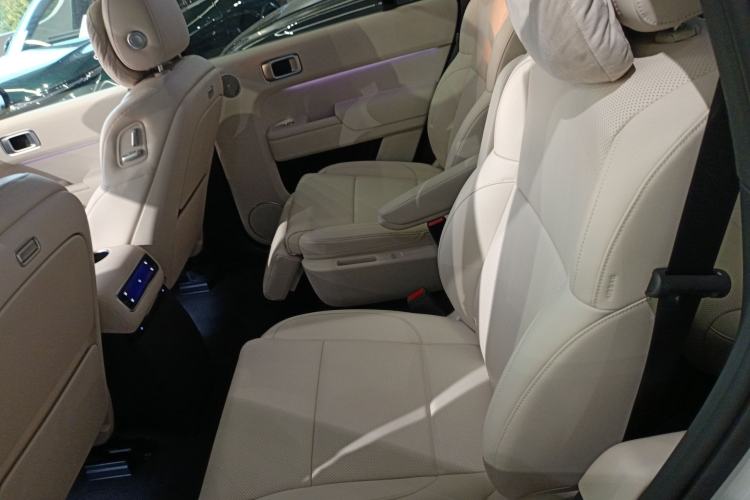 Used Li Auto L9 2025 Ultra Smart Refreshed Edition
