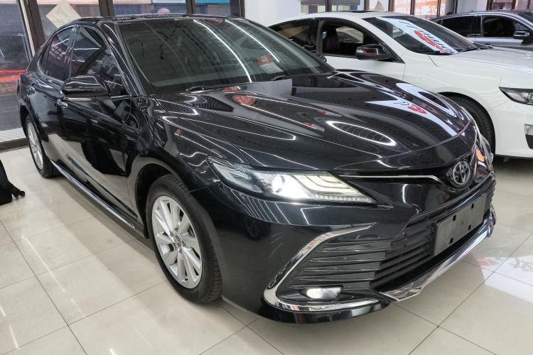 Used Toyota Camry 2023 2.0G Luxury Edition
