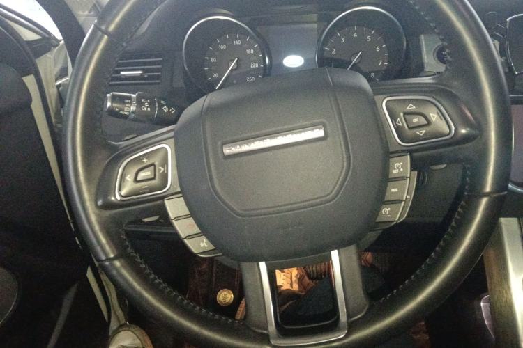 Used Land Rover Range Rover Evoque 2018 240 PS SE Smart Brilliance Edition