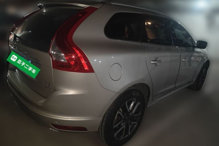 Used Volvo XC60 2017 T5 AWD Smart Upgrade Edition
