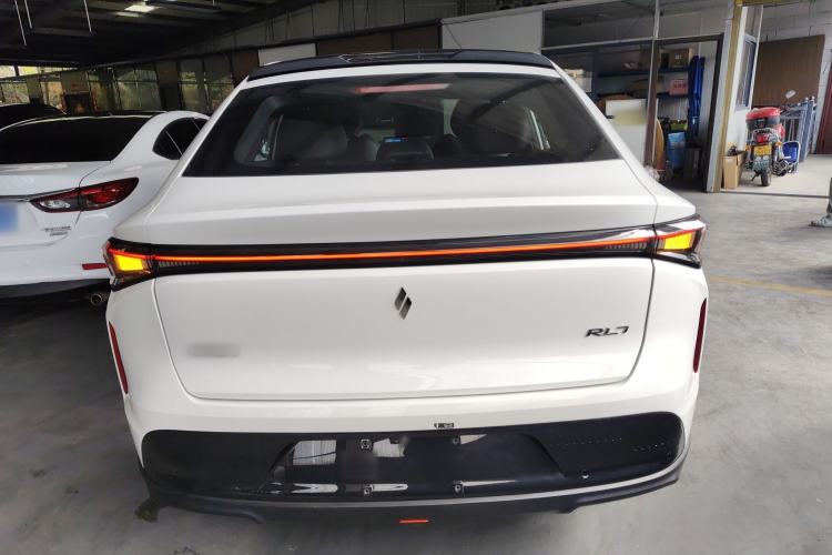 Used Livan Livan 7 2024 450km Executive Version
