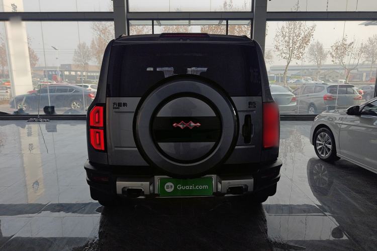 Used  Leopard 5 2023 Explore Edition
