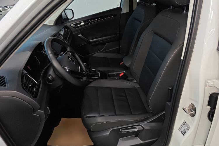 Used Volkswagen T-ROC 2021 280TSI DSG Two-Wheel Drive Comfort Connect Edition
