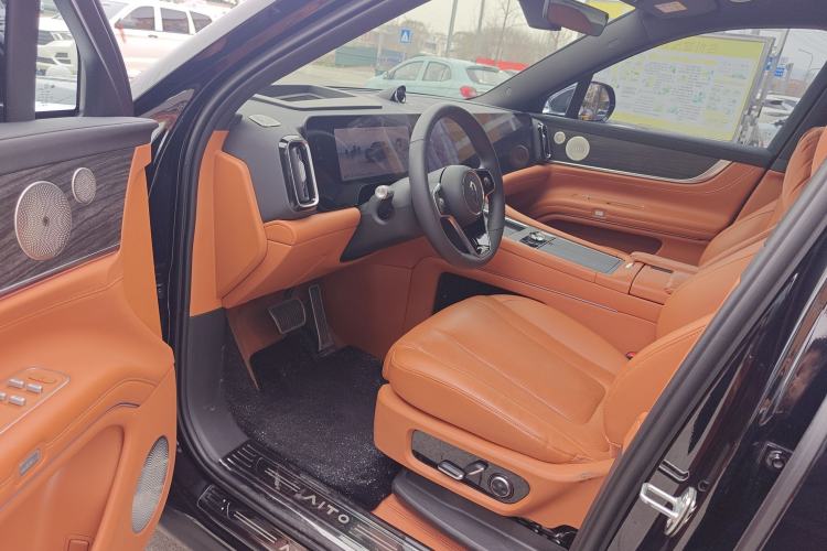 Used Hima AITO M9 2024 Range-Extended Ultra Version 42 kWh 6-Seater Model
