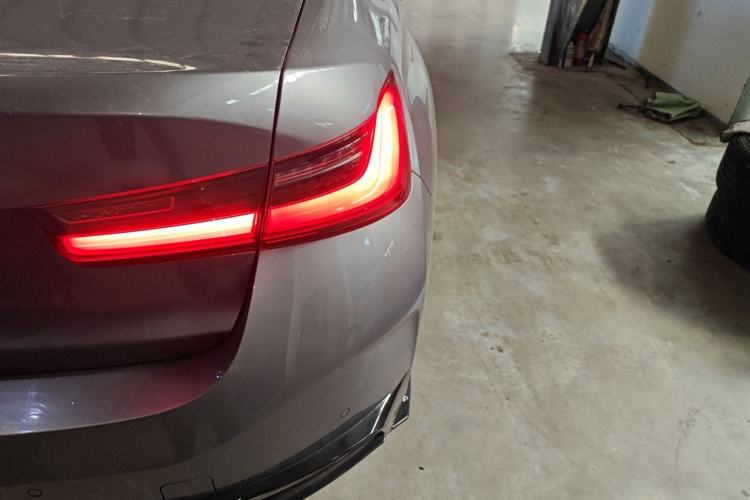 Used BMW i3 2024 eDrive 35 L
