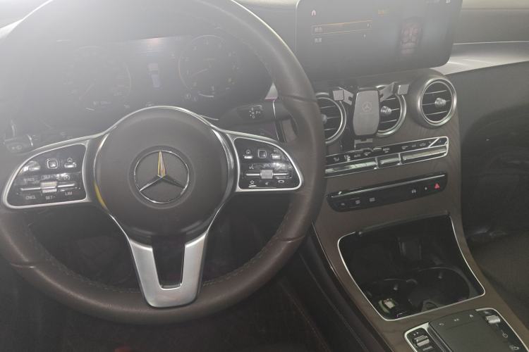 Used Mercedes-Benz GLC 2020 Facelift GLC 300 L 4MATIC Dynamic Edition