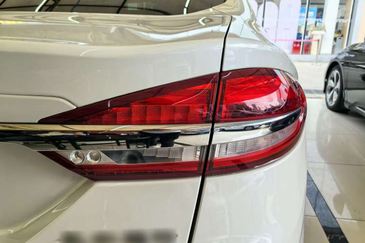 Used Ford Mondeo 2017 EcoBoost 180 Stylish Model
