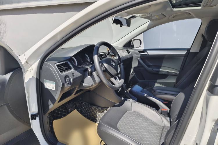 Used Skoda Rapid Spaceback 2018 1.6L Automatic Comfort Edition